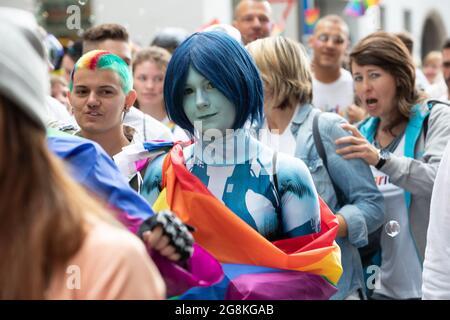 München, Deutschland. Juli 2019. Am 13.7.2019 feierten Hunderttausende den Pride ( Christopher Street Day ) in München. Mehrere LGBTQ-Gruppen nahmen Teil. (Foto: Alexander Pohl/Sipa USA) Quelle: SIPA USA/Alamy Live News Stockfoto