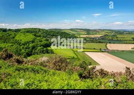 Blick über den Fluss Wye nach Wales von Coppet Hill, Gloucestershire, Großbritannien. Stockfoto