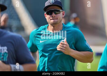 Denver, USA, 21. Juli 2021. 1202021. Juli: Jared Kelenic (10), der Mittelfeldspieler von Seattle, während des Vorspiels mit den Seattle Mariners und den Colorado Rockies, das im Coors Field in Denver Co. Stattfand.David Seelig/Cal Sport Medi Credit: CAL Sport Media/Alamy Live News Stockfoto
