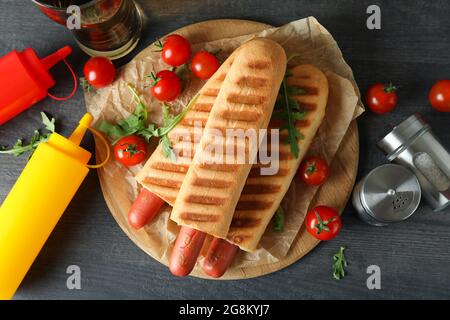 Konzept von schmackhaftem Essen mit französischem Hot Dog Stockfoto