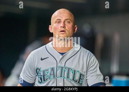 Denver, USA, 21. Juli 2021. Juli 1202021: Seattle Dritter Baseman Kyle Seager (15) im Dugout während des Spiels mit den Seattle Mariners und den Colorado Rockies im Coors Field in Denver Co. David Seelig/Cal Sport Medi Stockfoto