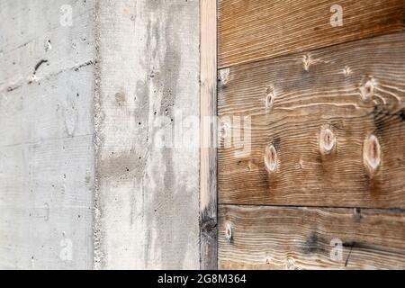 Textur aus Beton und Holz Stockfoto