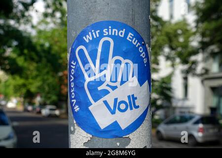 Promotion, Sticker, Vote Volt, Volt Europe, Berlin, Deutschland Stockfoto