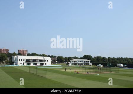 BECKENHAM, GROSSBRITANNIEN. JULI. Allgemeine Ansicht während des Durham Trainings und der Nets Session vor dem Royal London Cup Spiel mit Kent auf dem County Ground, Beckenham, am Mittwoch, 21. Juli 2021. (Kredit: Will Matthews | MI News) Kredit: MI News & Sport /Alamy Live News Stockfoto