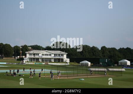 BECKENHAM, GROSSBRITANNIEN. JULI. Allgemeine Ansicht während des Durham Trainings und der Nets Session vor dem Royal London Cup Spiel mit Kent auf dem County Ground, Beckenham, am Mittwoch, 21. Juli 2021. (Kredit: Will Matthews | MI News) Kredit: MI News & Sport /Alamy Live News Stockfoto