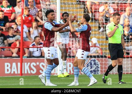 Ollie Watkins #11 von Aston Villa feiert sein Ziel, es 0-1 zu schaffen Stockfoto