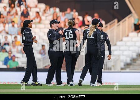 LONDON, GROSSBRITANNIEN. 21. Juli 2021. Während der Women's Hundred Between Oval Invincibles vs Manchester Originals am Mittwoch, den 21. Juli 2021 in LONDON, ENGLAND, auf dem Kia Oval Cricket Ground. Kredit: Taka G Wu/Alamy Live Nachrichten Stockfoto