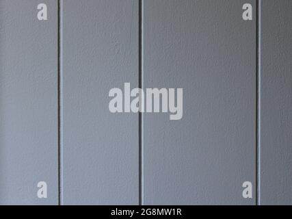 Eine schlichte, bemalte Shiplap-Wand Stockfoto