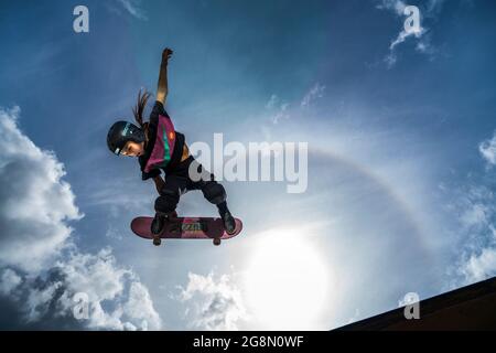 LOS ANGELES, CA - 20. MÄRZ: Skateboarder Sky Brown am 20. März 2020 in Los Angeles, Kalifornien. Stockfoto