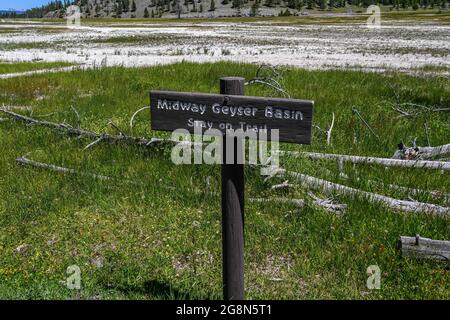 Yellowstone NP, WY, USA - 11. Juli 2020: The Midway Geyser Basin Stockfoto