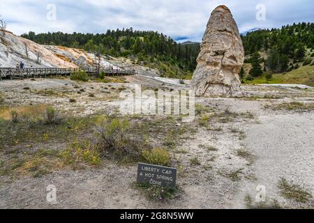 Yellowstone NP, WY, USA - 8. August 2020: The Liberty Cap Stockfoto