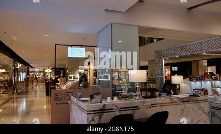 Einkaufszentren sauber, aber trostlos - 91 Business and Economy Bangkok Thailand Stockfoto