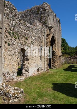 Creake Abbey, die Ruinen einer Augustiner-Abtei aus dem Jahr 1206, North Creake, Norfolk, Großbritannien Stockfoto