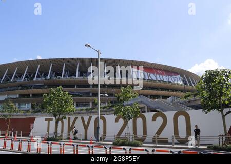 Das Nationalstadion, in dem die Olympischen Spiele 2020 in Tokio stattfinden. Die Eröffnungszeremonie findet dort am 23. Juli 2021 statt. -Tokio, Japan. 22. Stockfoto