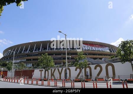 Das Nationalstadion, in dem die Olympischen Spiele 2020 in Tokio stattfinden. Die Eröffnungszeremonie findet dort am 23. Juli 2021 statt. -Tokio, Japan. 22. Stockfoto
