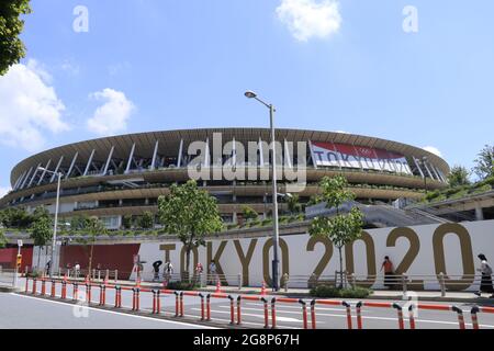 Das Nationalstadion, in dem die Olympischen Spiele 2020 in Tokio stattfinden. Die Eröffnungszeremonie findet dort am 23. Juli 2021 statt. -Tokio, Japan. 22. Stockfoto