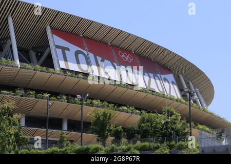 Das Nationalstadion, in dem die Olympischen Spiele 2020 in Tokio stattfinden. Die Eröffnungszeremonie findet dort am 23. Juli 2021 statt. -Tokio, Japan. 22. Stockfoto