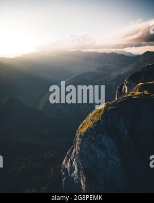 Berglandschaft bei Sonnenuntergang bei Loser im Salzkammergut Österreich Stockfoto