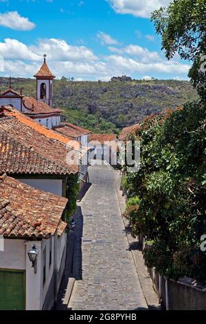 Typische Straße von Diamantina, historische Stadt in Brasilien Stockfoto