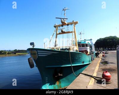BELFAST REGISTRIERTER FISCHFANG TRAWLER B449 MYTILUS VOR ANKER IN KIRKCUDBRIGHT (FOTO 2021) Stockfoto