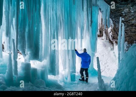 Panther Falls im Winter, Banff National Park, Alberta, Kanada (Selbstporträt) Stockfoto