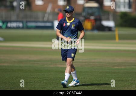 BECKENHAM, GROSSBRITANNIEN. 22. JULI Scott Borthwick aus Durham gesehen während des Royal London One Day Cup-Spiels zwischen Kent und Durham auf dem County Ground, Beckenham, am Donnerstag, dem 22. Juli 2021. (Kredit: Will Matthews | MI News ) Kredit: MI News & Sport /Alamy Live News Stockfoto