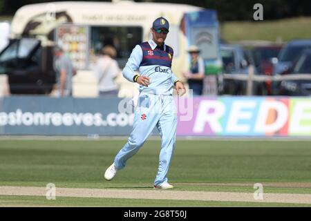 BECKENHAM, GROSSBRITANNIEN. 22. JULI Scott Borthwick aus Durham gesehen während des Royal London One Day Cup-Spiels zwischen Kent und Durham auf dem County Ground, Beckenham, am Donnerstag, dem 22. Juli 2021. (Kredit: Will Matthews | MI News ) Kredit: MI News & Sport /Alamy Live News Stockfoto