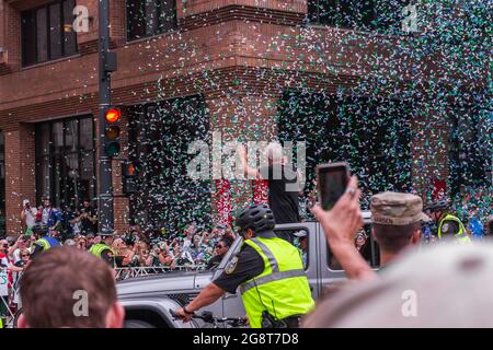 Milwaukee Bucks NBA Finals nach ihrem Game 6-Sieg bei den NBA-Finals in Milwaukee, Wisconsin, wird die Abschlussbesetzung der NBA-Finals in Milwaukee, Wisconsin, durchgeführt Stockfoto
