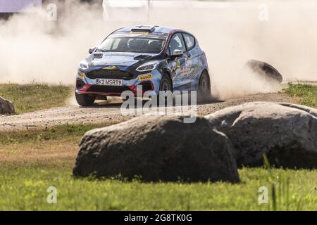 48 Pajari Sami (FIN), Salminen Marko (FIN), Ford Fiesta Rally4, Aktion während der Rallye Estland, 7. Runde der FIA WRC-Meisterschaft 2021 vom 15. Bis 18. Juli in Tartu, Kreis Tartu in Estland - Foto Nikos Katikis / DPPI Stockfoto