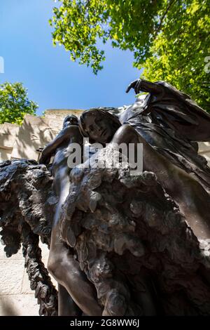 Das anglo-belgische Denkmal von 1920 auf dem Victoria Embankment, London; ein Geschenk aus Belgien, entworfen von Sir Reginald Blomfield, Bronze von Victor Rousseau Stockfoto