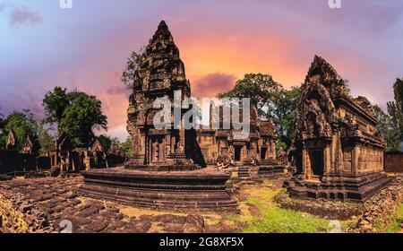 Landschaft mit Banteay Srei oder Frau Tempel, Siem Reap, Kambodscha Stockfoto