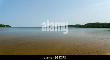 Wunderschöne Aufnahme des Lake Huron von der MANITOULIN Insel Stockfoto