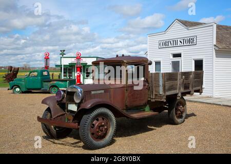 Fly Inn Tankstelle, Big Horn County Historical Museum, Hardin, Montana Stockfoto