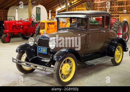 Restaurierte Fahrzeugausstellung, Big Horn County Historical Museum, Hardin, Montana Stockfoto