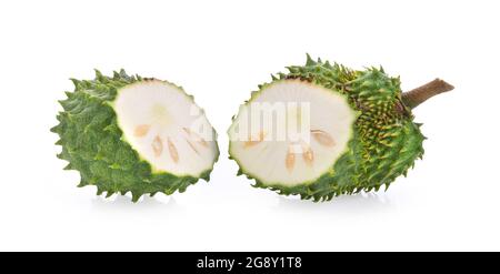 Soursop Frucht auf weißem Hintergrund Stockfoto