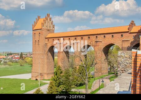 Das Schloss Kwidzyn wurde 1233 erbaut und ist ein schönes Beispiel für die Architektur der deutschen Ritterburgen. Es ist berühmt für seine roten Backsteine und seine ungewöhnliche Form Stockfoto