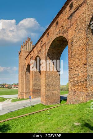 Das Schloss Kwidzyn wurde 1233 erbaut und ist ein schönes Beispiel für die Architektur der deutschen Ritterburgen. Es ist berühmt für seine roten Backsteine und seine ungewöhnliche Form Stockfoto