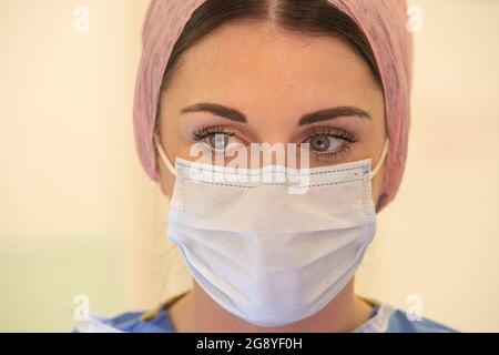 Hannah Spence, diplomierte Krankenschwester und Kosmetikerin Stockfoto