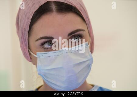 Hannah Spence, diplomierte Krankenschwester und Kosmetikerin Stockfoto