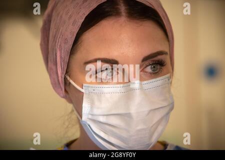 Hannah Spence, diplomierte Krankenschwester und Kosmetikerin Stockfoto