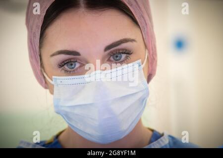 Hannah Spence, diplomierte Krankenschwester und Kosmetikerin Stockfoto