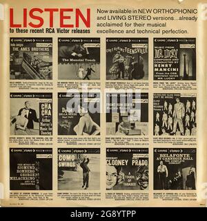Hören Sie sich die aktuellen RCA Victor Veröffentlichungen an - Vintage Vinyl Record Cover01 Stockfoto