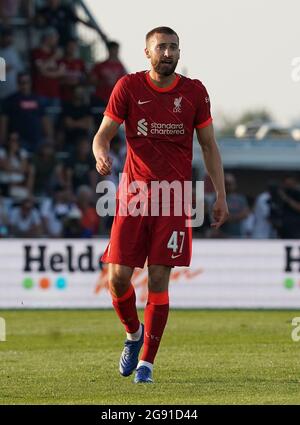 Grodig, Österreich. Juli 2021. 23.07.2021, das.Goldberg-Stadio, Grodig, Testspiel 1.FSV FSV Mainz 05 gegen den FC Liverpool, im Bild Nathaniel Phillips (Liverpool) Credit: dpa picture Alliance/Alamy Live News Stockfoto