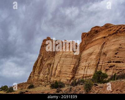 Stürme Wolken über Pleasant Creek Canyon, Capitol Reef National Park, Torrey, Utah. Stockfoto