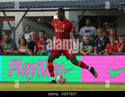 Grodig, Österreich. Juli 2021. 23.07.2021, das.Goldberg-Stadio, Grodig, Testspiel 1.FSV FSV Mainz 05 gegen FC Liverpool, im Bild Billy Koumetio (Liverpool) Credit: dpa picture Alliance/Alamy Live News Stockfoto