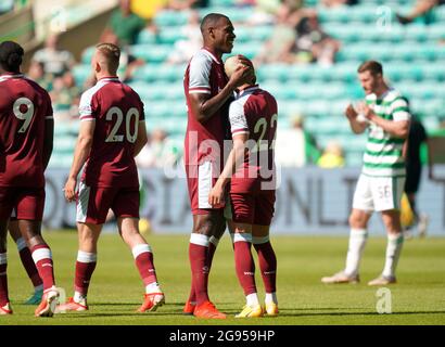 West Ham United sagte, dass Benrahma (Mitte links) das vierte Tor seiner Spielesaison während des Freundschaftsspiels vor der Saison in Celtic Park, Glasgow, feiert. Bilddatum: Samstag, 24. Juli 2021. Stockfoto