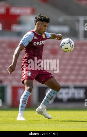 24. Juli 2021; bet365 Stadium, Stoke, Staffordshire, England; Fußball vor der Saison, Stoke City gegen Aston Villa; Ollie Watkins von Aston Villa Stockfoto