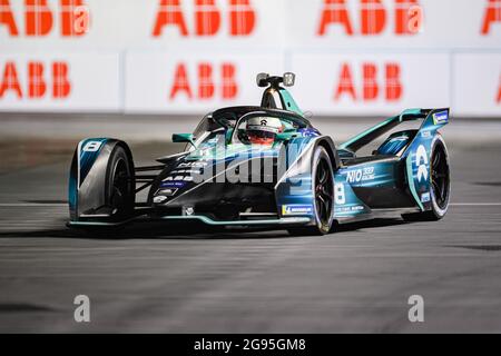 LONDON, GROSSBRITANNIEN. Juli 2021. Oliver Turvey von NIO 333 Formel E während der Runde 12: 2021 Heineken London E-Prix auf dem Excel Circuit am Samstag, 24. Juli 2021 in LONDON, ENGLAND. Kredit: Taka G Wu/Alamy Live Nachrichten Stockfoto