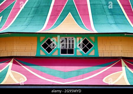 Dach des Karussells aus der Zeit 1921 im Glen Echo Park, Maryland Stockfoto