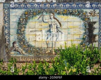 Der Garten des Fronteira Palace ist mit einer Allegorie auf Andromeda verkleidet Stockfoto